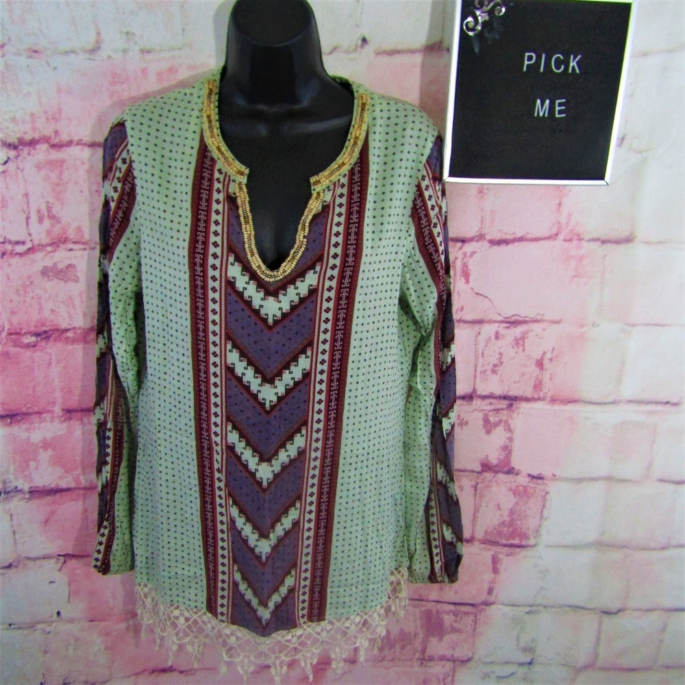 Bke Gimmicks V-neck Bohemian Tunic Size M